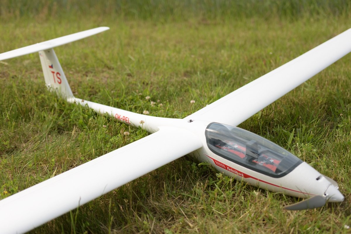 KAVAN 304TS TwinShark 2700mm - ARF - Billede 13